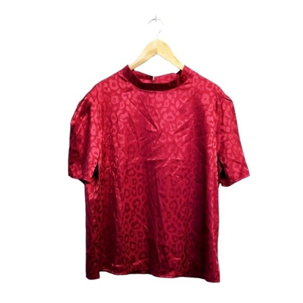 Shein Curve Red Leopard Jacquard Print Mock Neck Top 1X NWOT 2 0174